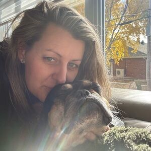 Meet your Posher, Claudi